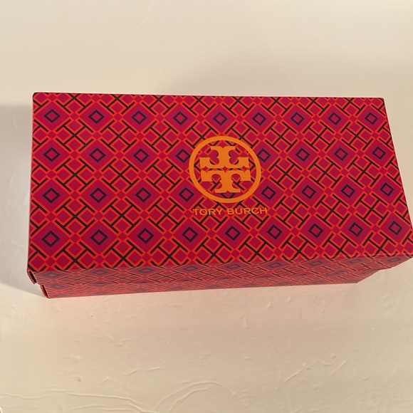 Tory Burch Driver Loafer Shoes - Picture 8 of 8